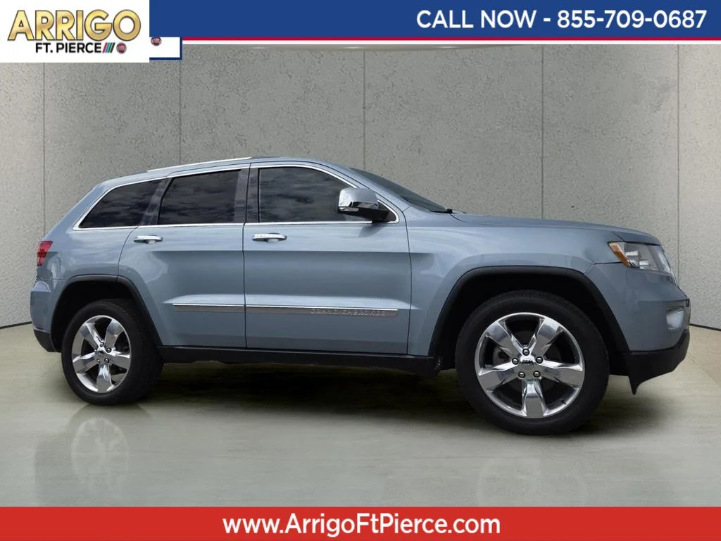 2012 Jeep Grand Cherokee Overland Summit's photo