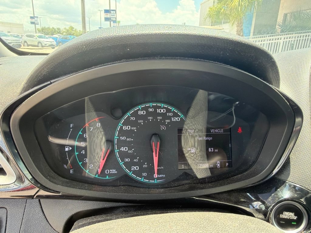 Used 2019 SUMMIT WHITE Chevrolet LT image 18