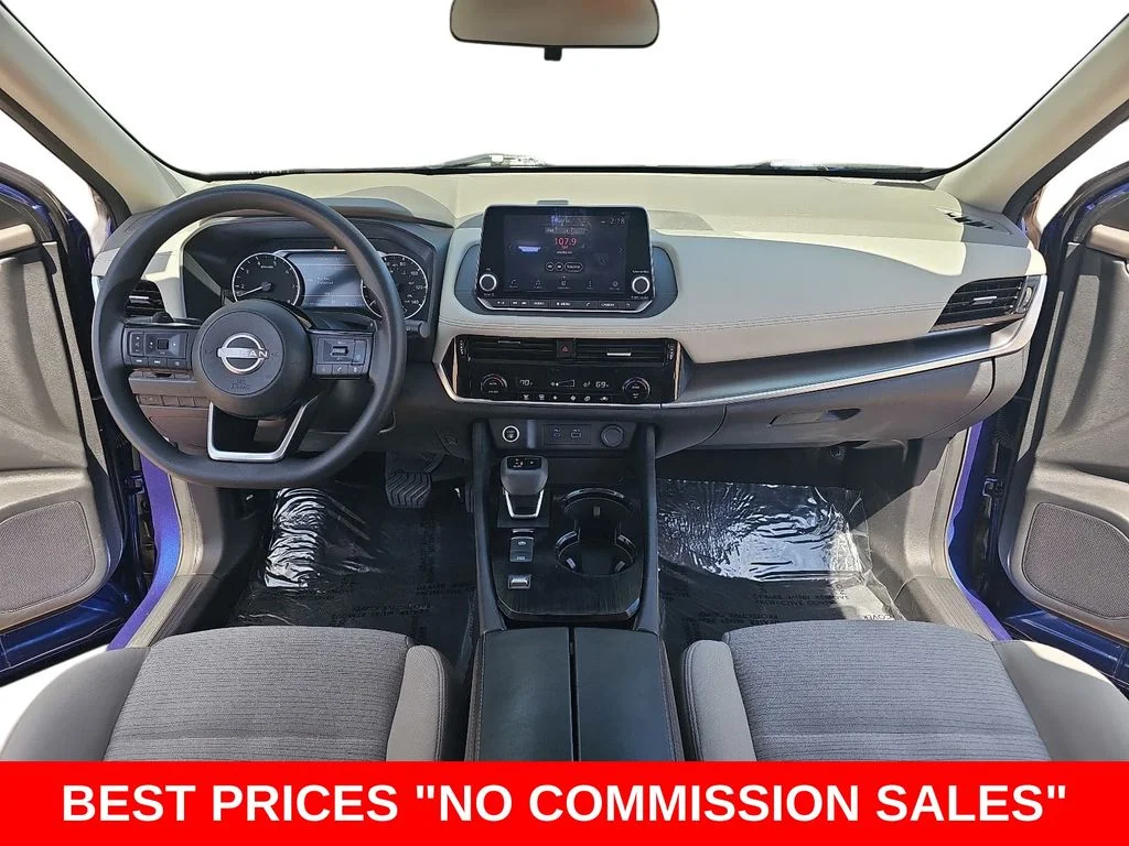 Used 2023 Blue Nissan SV image 9