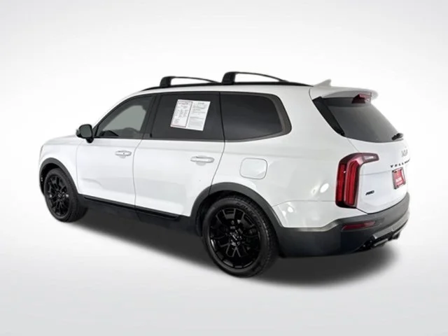 Used 2022 White Kia SX image 9