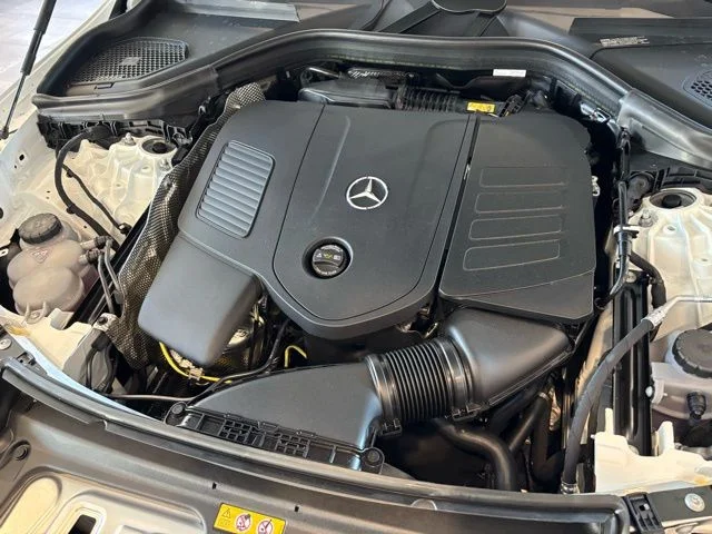 New 2026 White Mercedes-Benz GLC 300 image 26