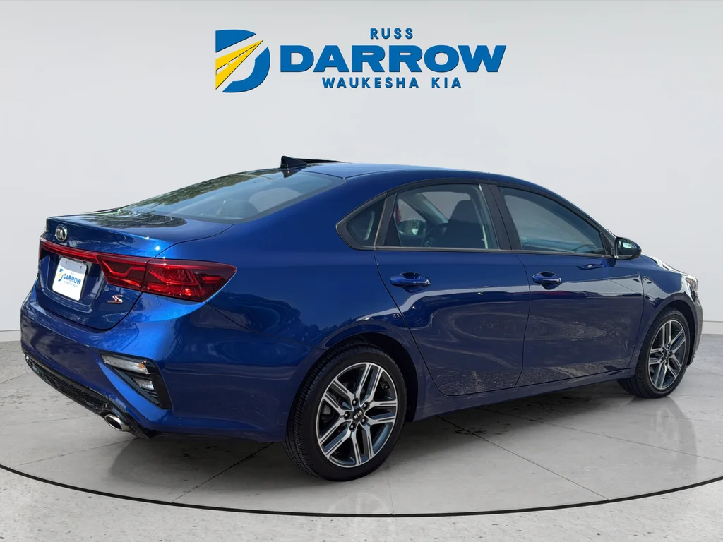 Used 2019 Blue Kia S image 6