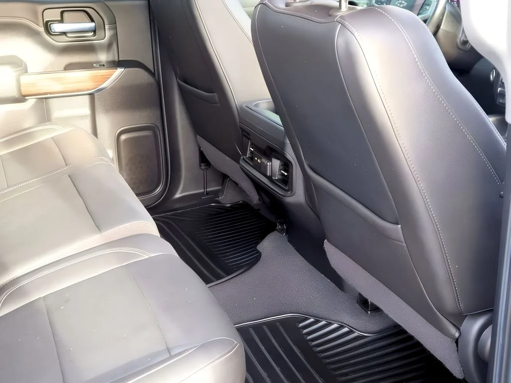 2020 Chevrolet Silverado 1500 RST - Photo 25