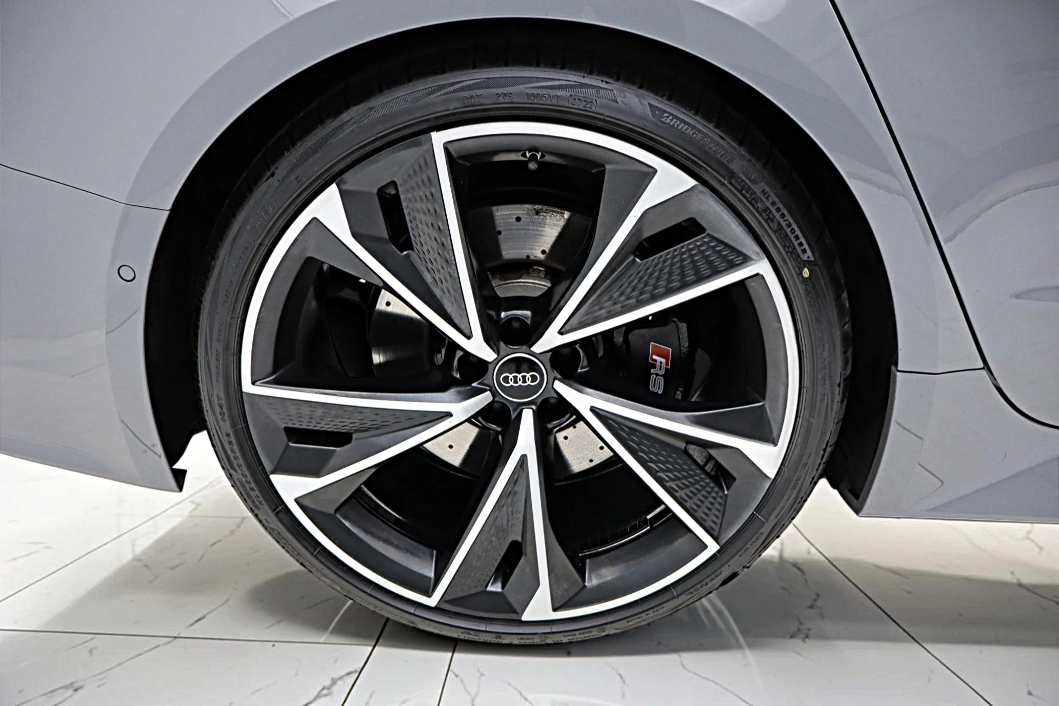 Used 2022 Gray Audi  image 41