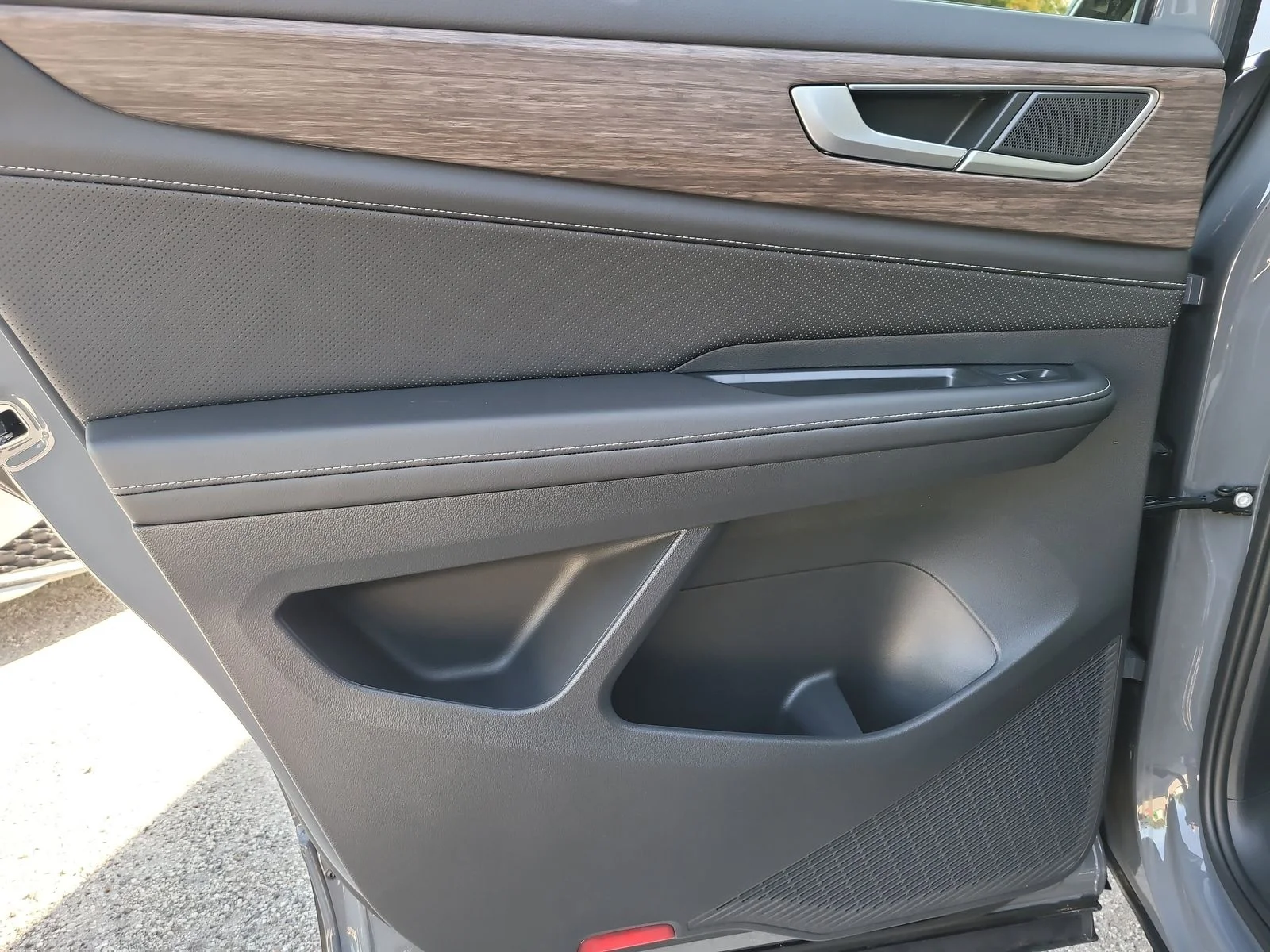 2026 Volkswagen Atlas SEL - Photo 11