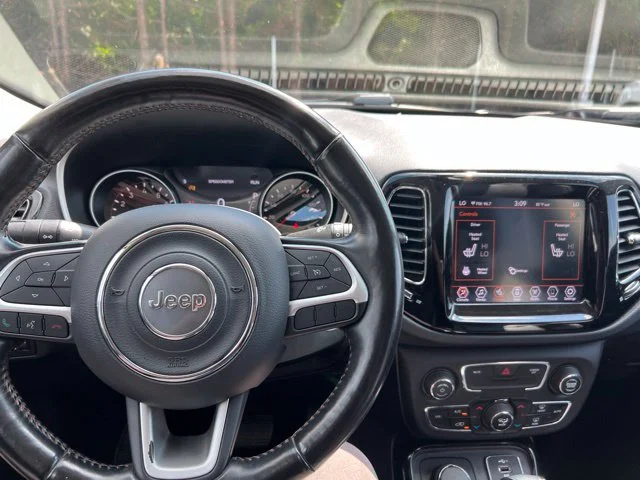 Used 2019 Black Jeep Limited image 23