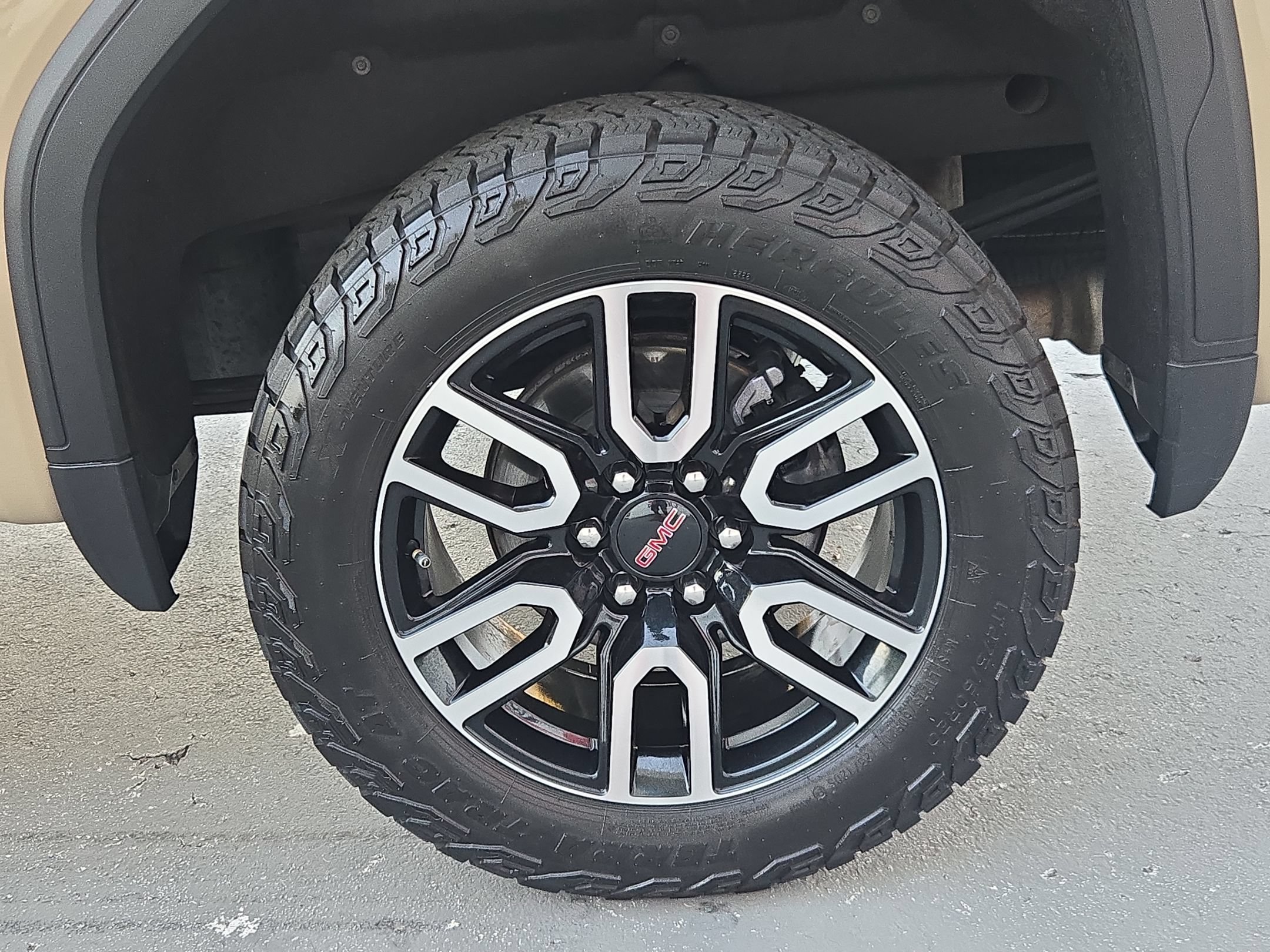 Used 2022 Desert Sand Metallic GMC AT4 image 17
