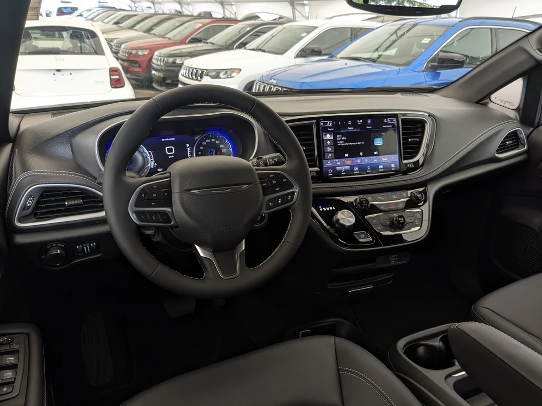 New 2027 Black Chrysler Select - - AWD - Full Sunroof - Safety Sphere Pkg - 360 Surround Cam - Blind Spot Mon & More! image 24