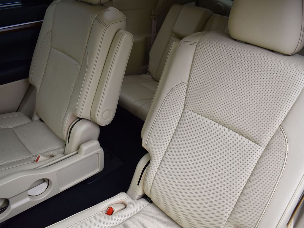 2018 TOYOTA HIGHLANDER - Image 26