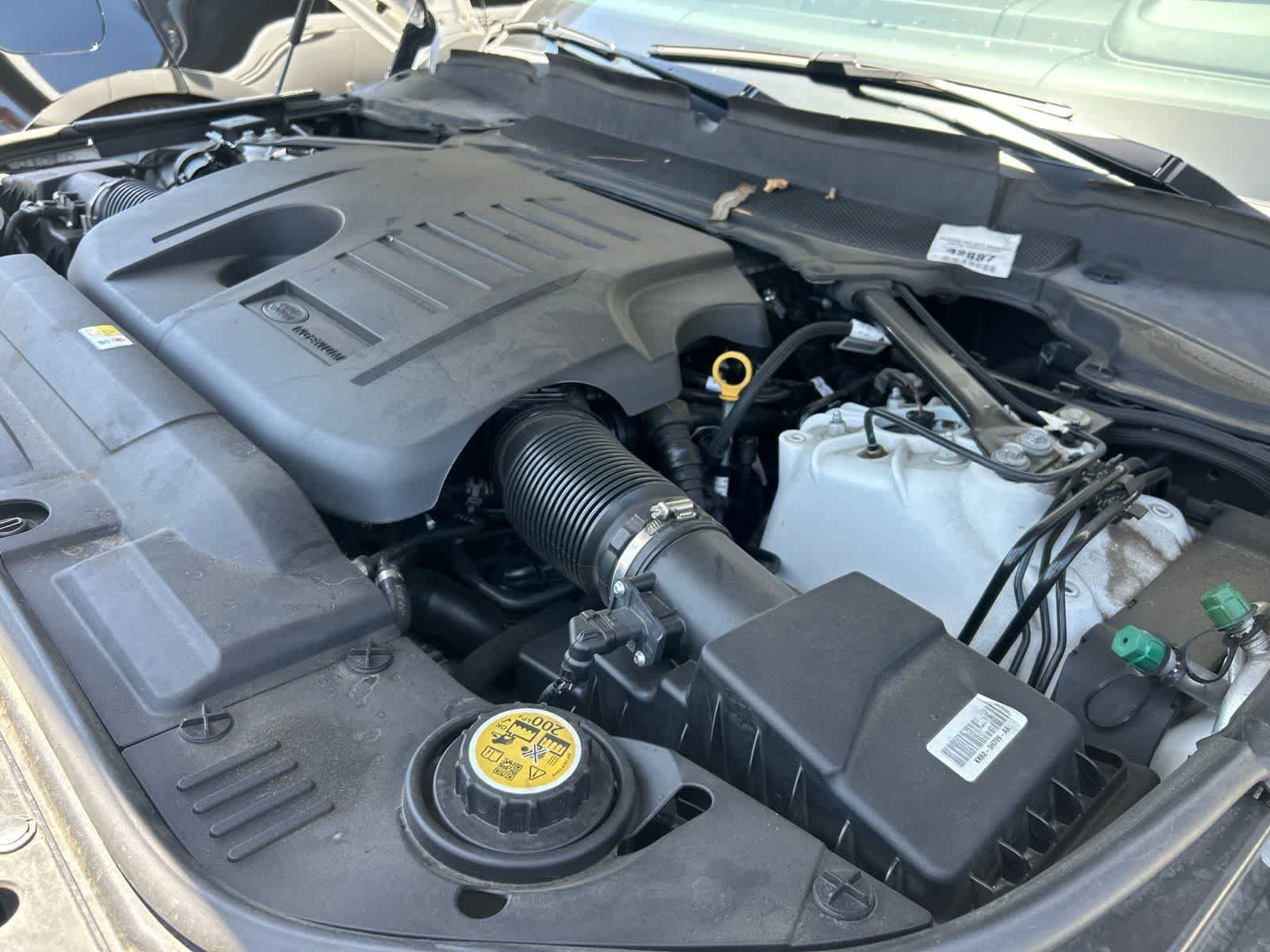 Used 2020  Land Rover HSE image 21