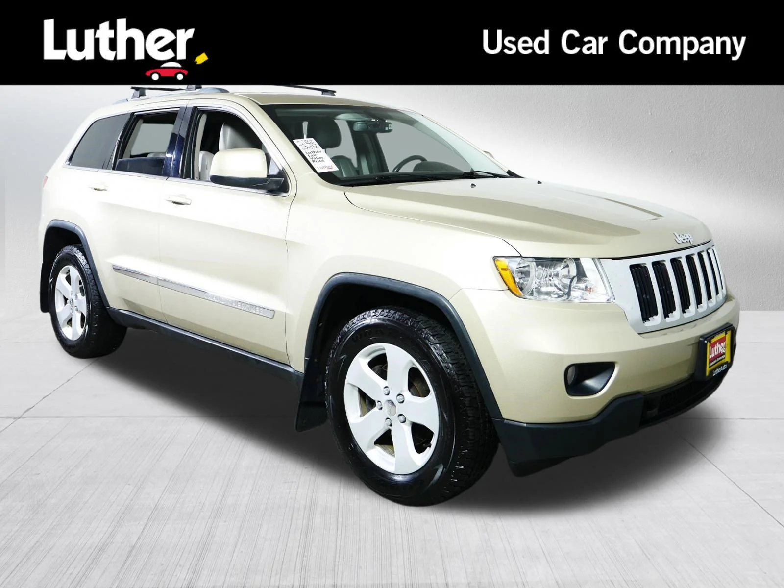 2011 Jeep Grand Cherokee Laredo 4WD's photo