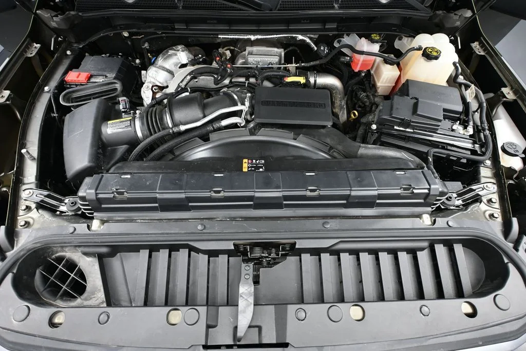 Used 2022 Green GMC AT4 image 58