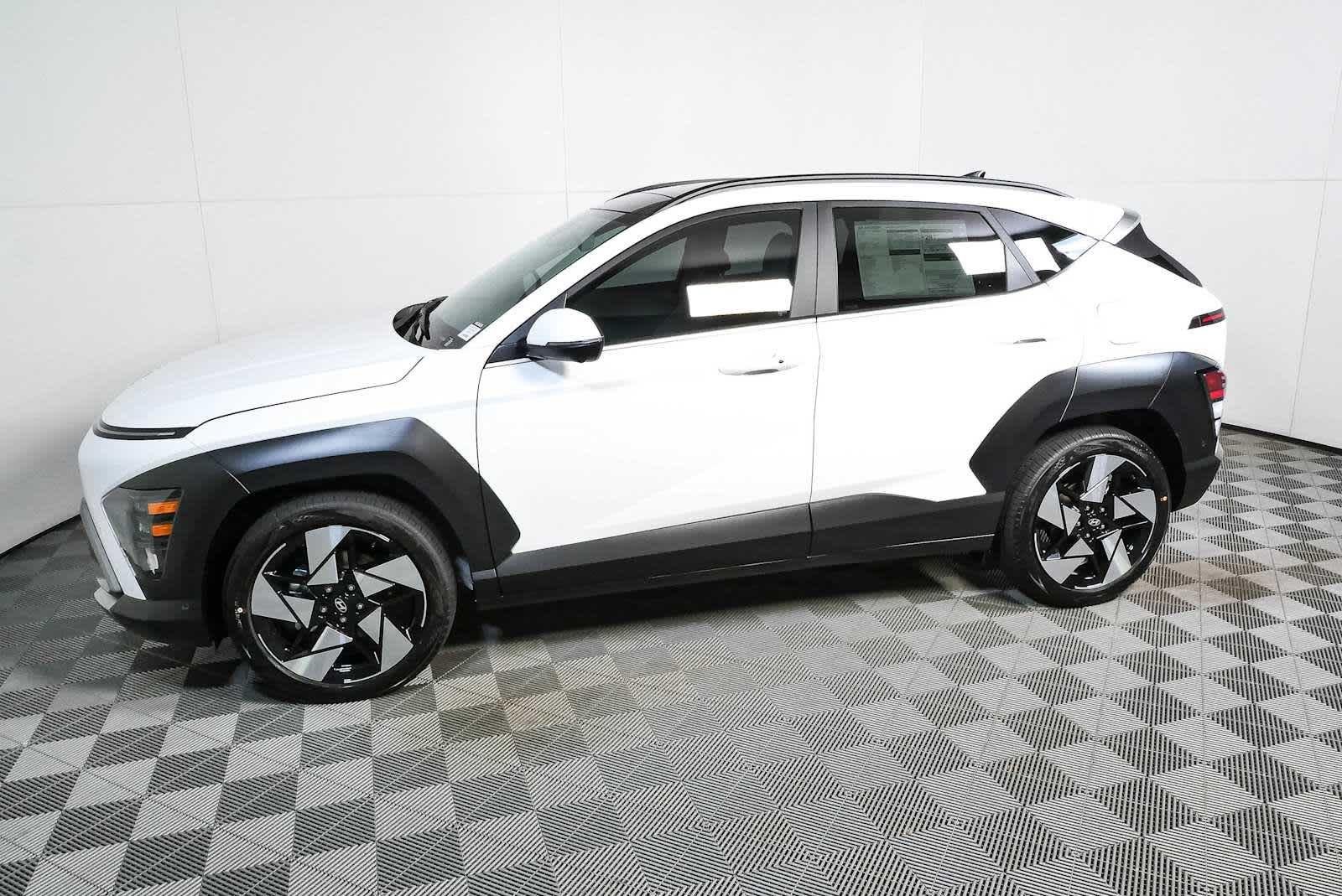 New 2026 Atlas White Hyundai Limited FWD image 7