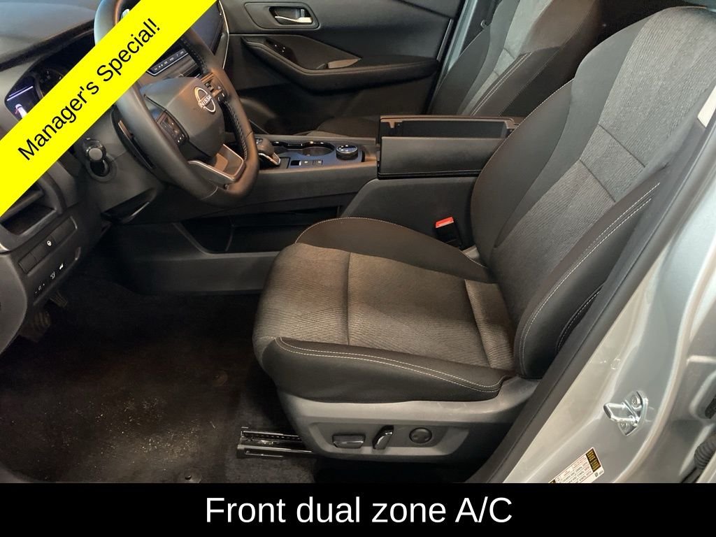 Used 2025 Silver Nissan SV image 8