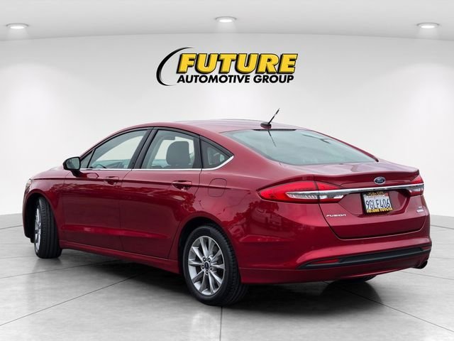 Used 2017 Red Ford SE image 6