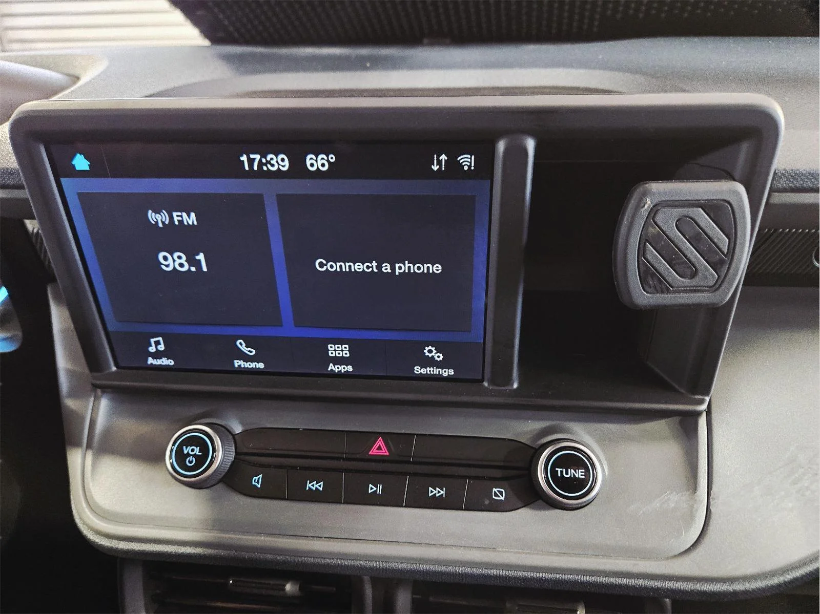 Used 2022 Oxford White Ford XL image 31