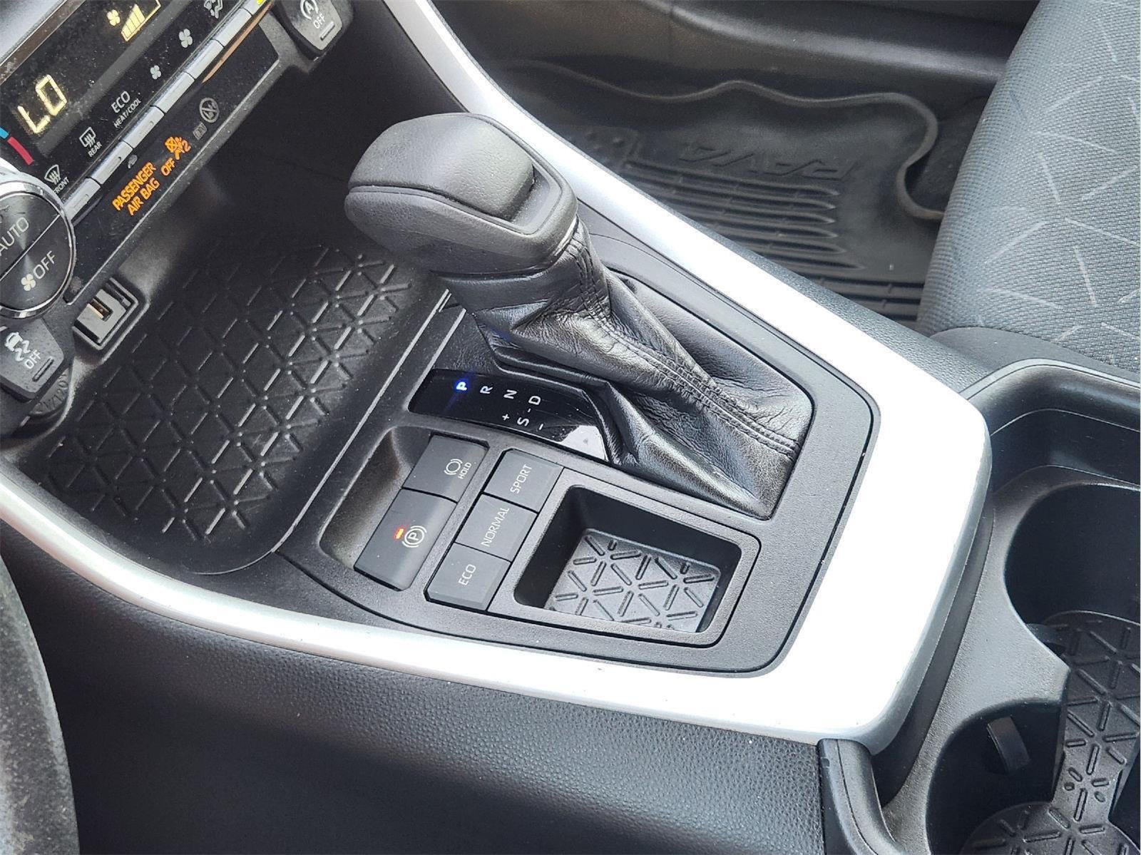 Used 2021 Magnetic Gray Metallic Toyota XLE image 19