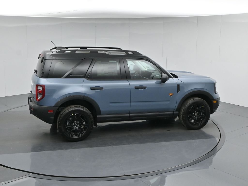 New 2026 Azure Gray Metallic Tri-Coat Ford Badlands image 44