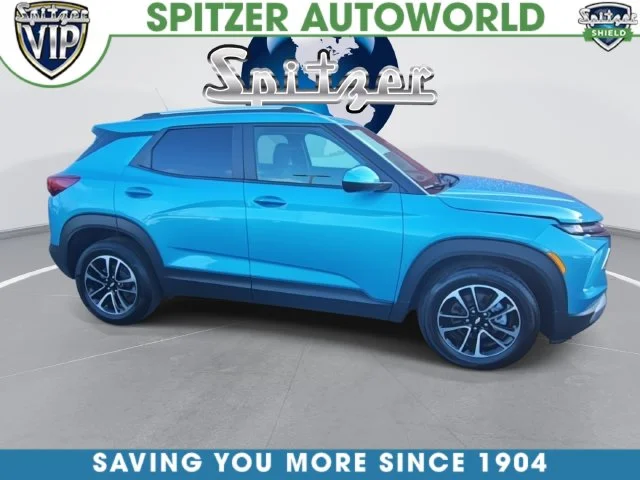 Used 2025 Blue Chevrolet LT image 16