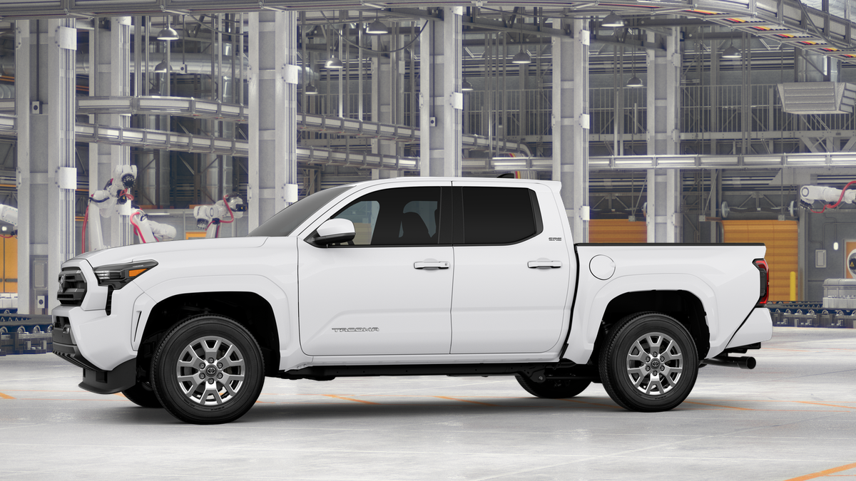 New 2026 Ice Cap Toyota SR5 image 3