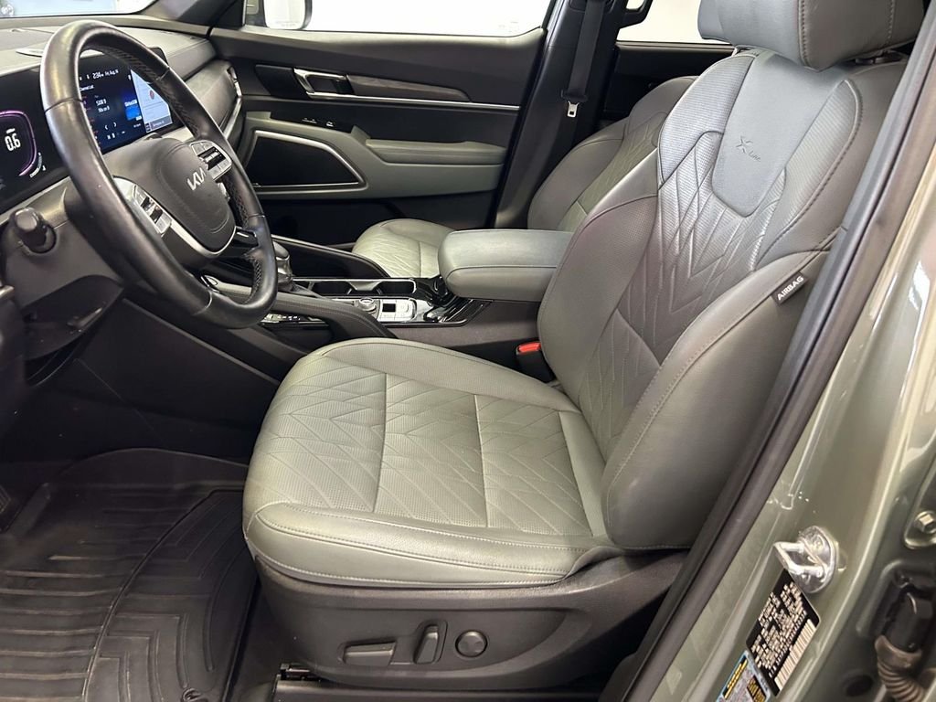 Used 2024 Green Kia EX X-Line image 14