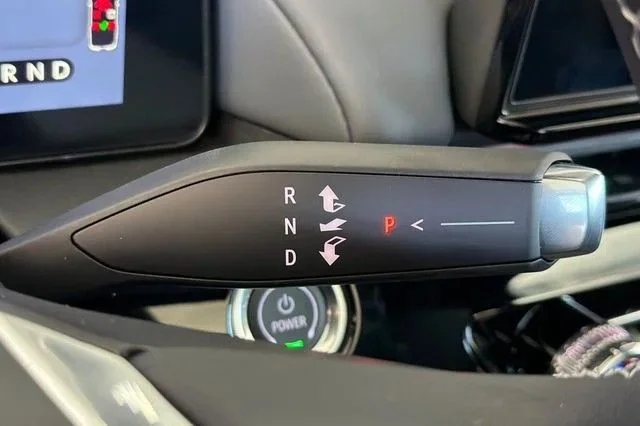 New 2026 Sonic Gray Pearl Honda Touring image 17