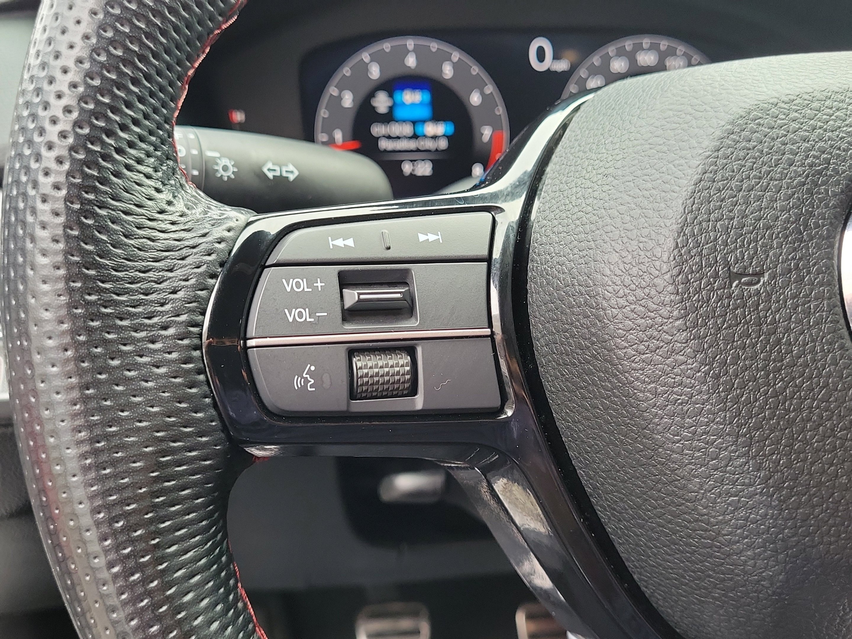 Used 2024 Platinum White Pearl Acura TYPE S image 32