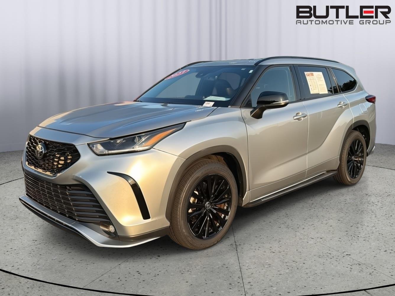 Used 2023 Celestial Silver Metallic Toyota XSE image 2