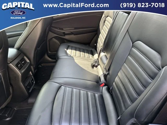 Used 2024 Black Ford SEL image 18