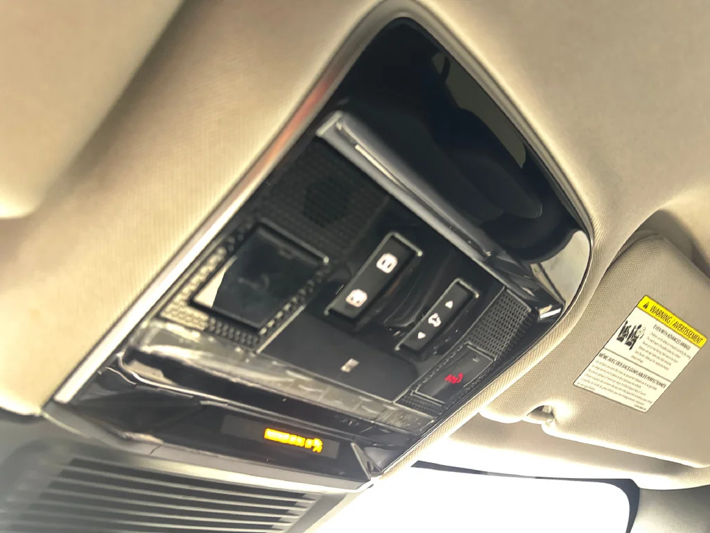 Used 2023 Black Land Rover SE image 73