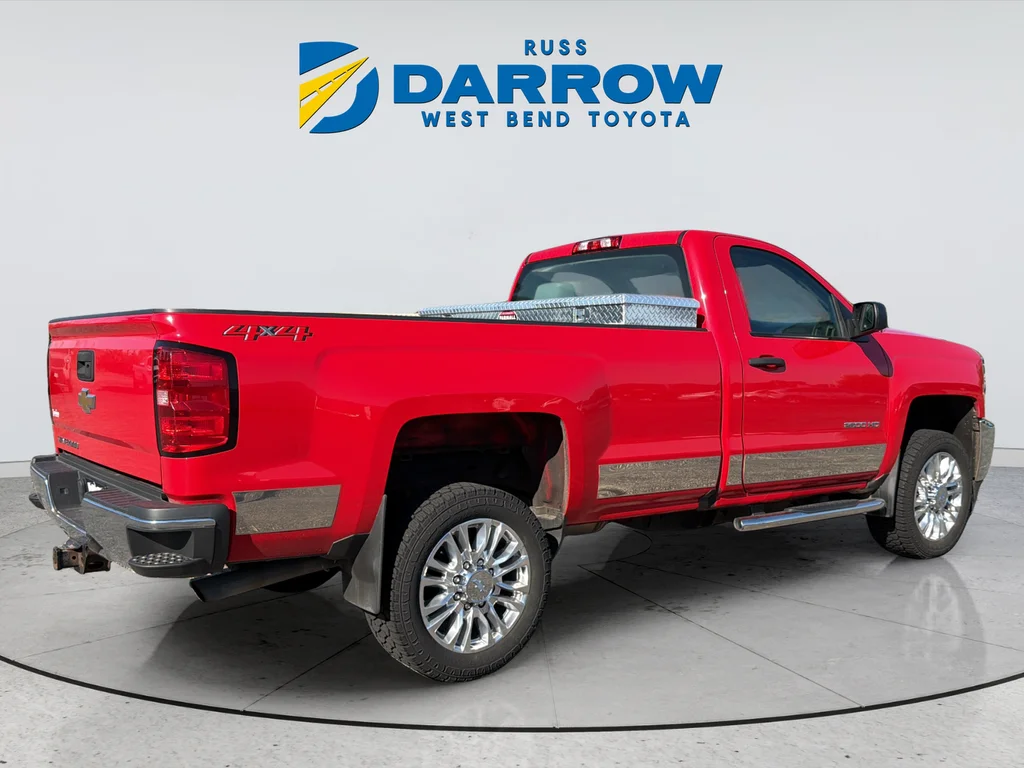 Used 2018 Red Chevrolet Work Truck image 4