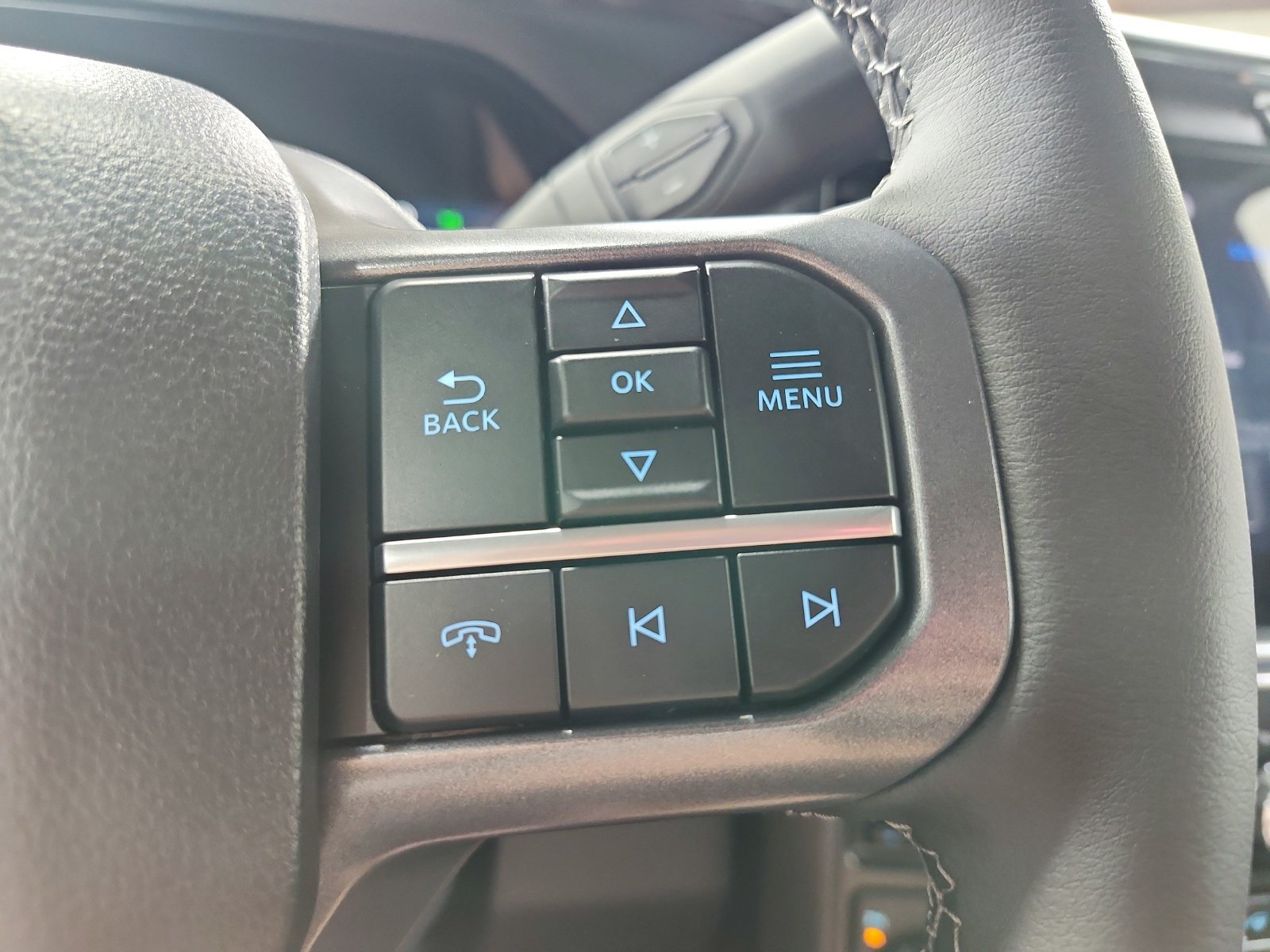 New 2027 Marsh Gray Metallic Ford F-250® Lariat® image 23