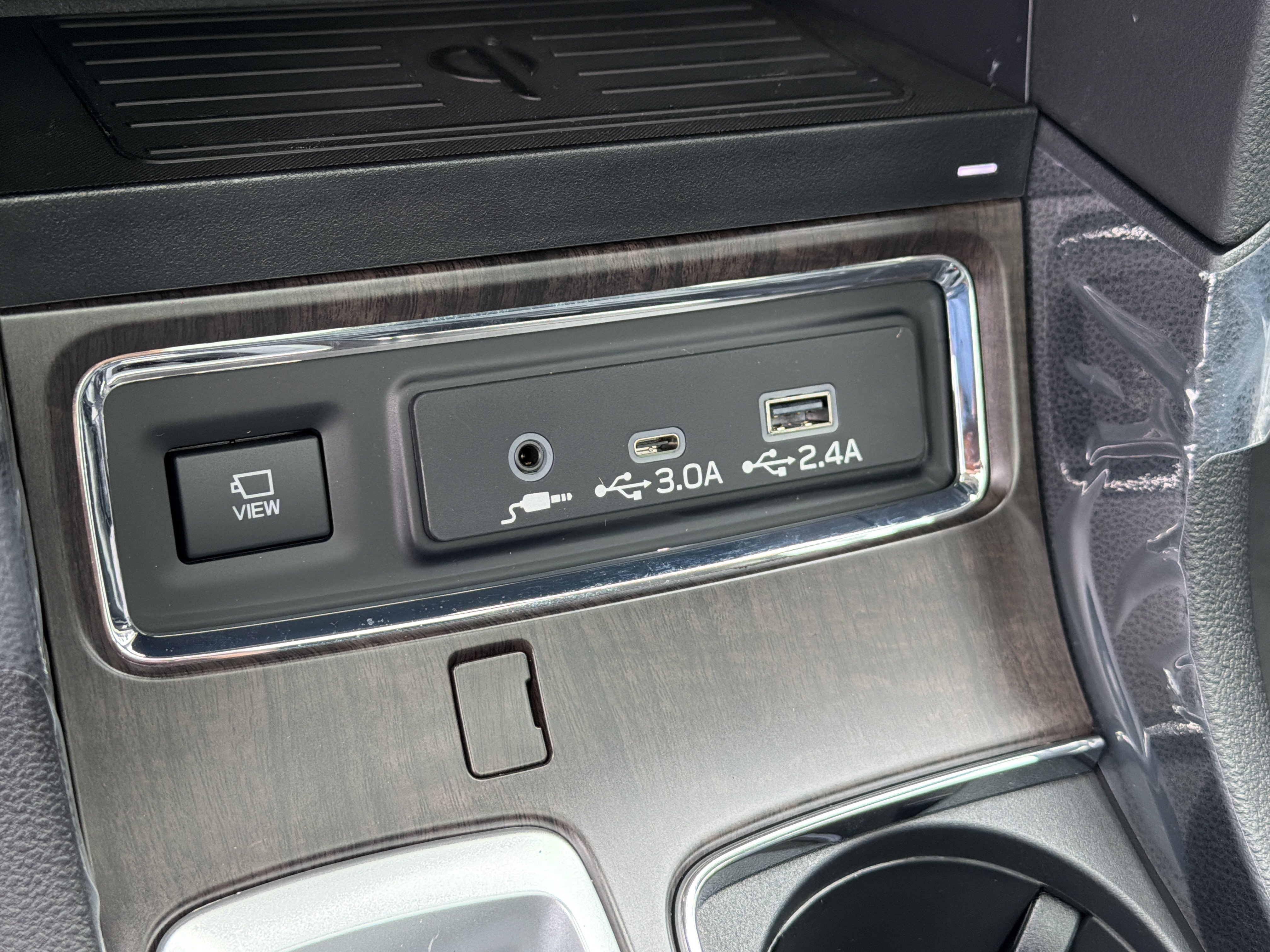 New 2026 CRYSTAL WHITE PEARL Subaru Touring 7-Passenger image 28
