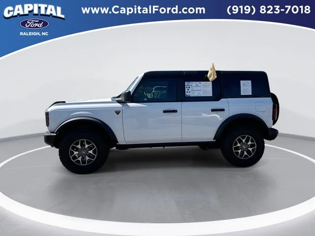 Used 2025 White Ford Badlands image 5
