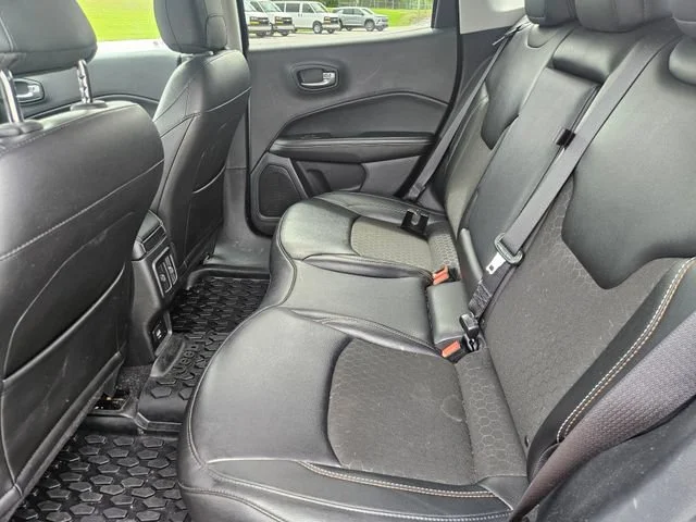 Used 2021 Blue Jeep Latitude image 22