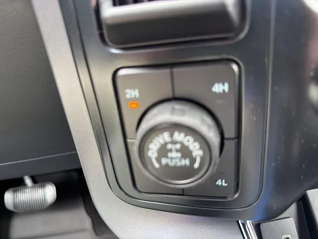 New 2026 Antimatter Blue Metallic Ford XLT image 50