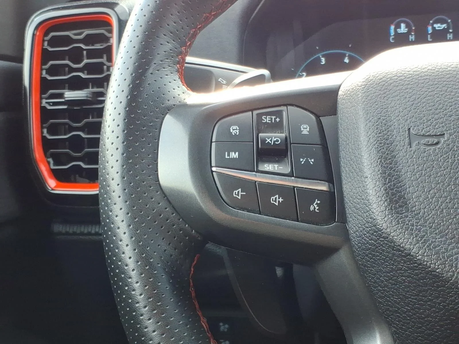 Used 2024 Oxford White Ford Raptor image 25