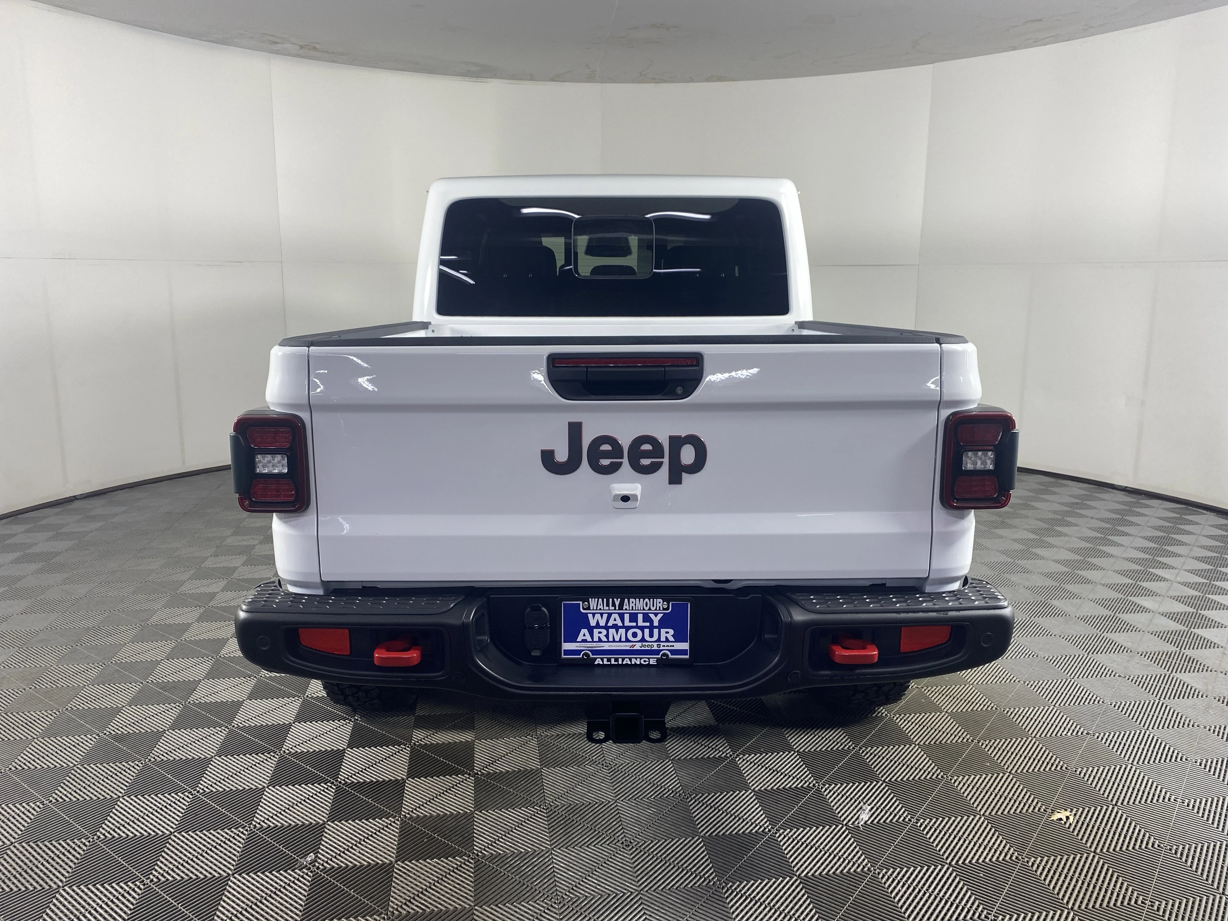 New 2026 Bright White Clear-Coat Exterior Paint Jeep Rubicon X image 8