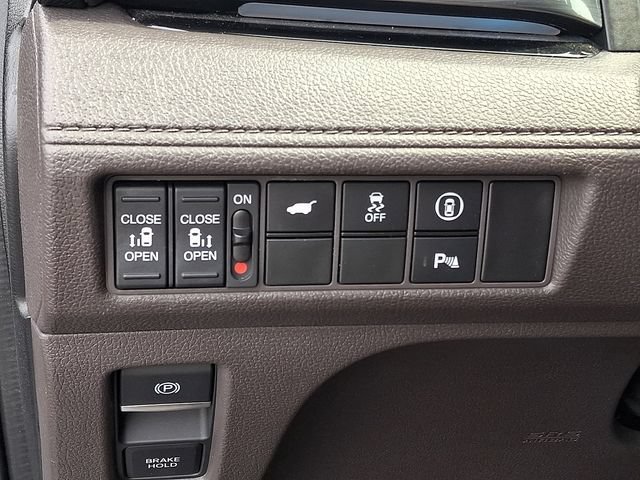 2022 Honda Odyssey Elite - Photo 24