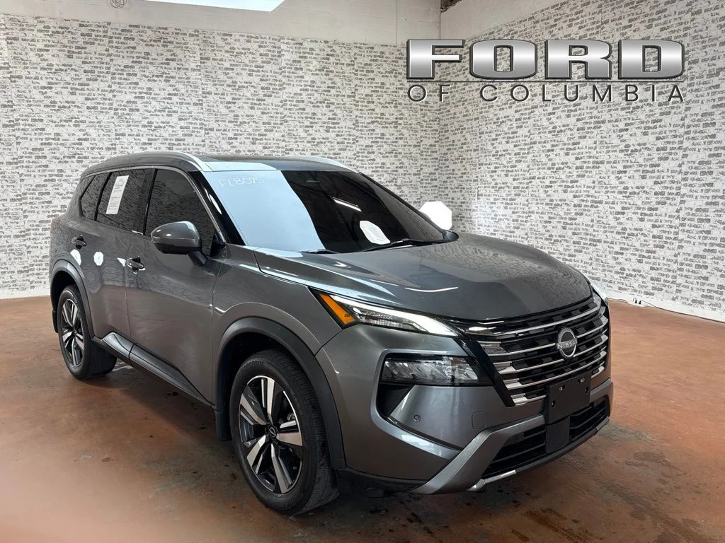 Used 2024 Gray Nissan SL image 1