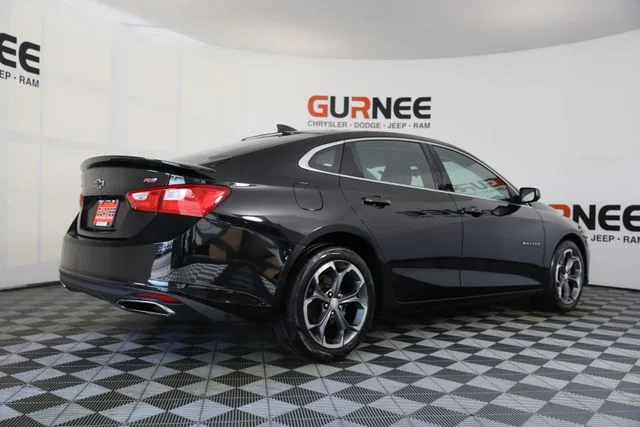 Used 2019 Black Chevrolet RS image 35