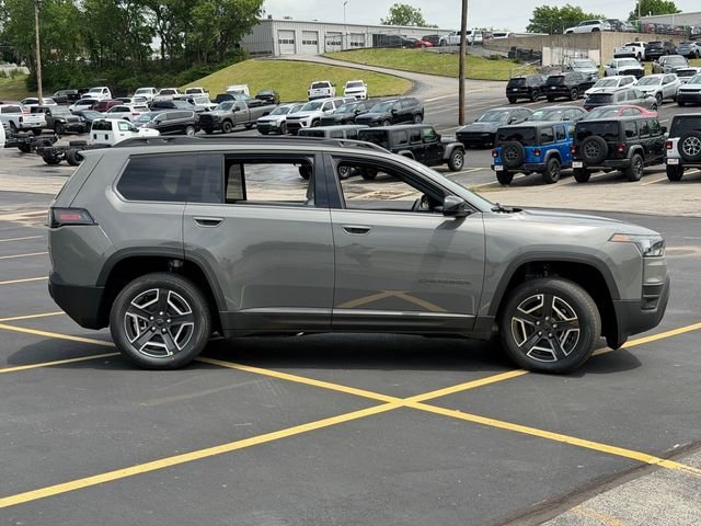 New 2026 Sting-Gray Clear-Coat Exterior Paint Jeep Laredo image 5