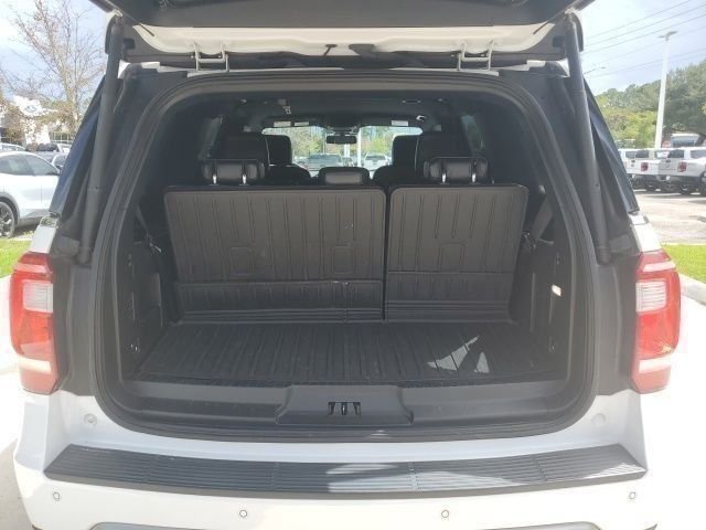 Used 2021 White Ford XLT image 7