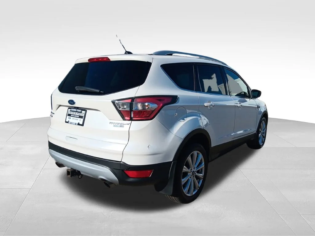 Used 2017 White Platinum Metallic Tri-Coat Ford Titanium image 7