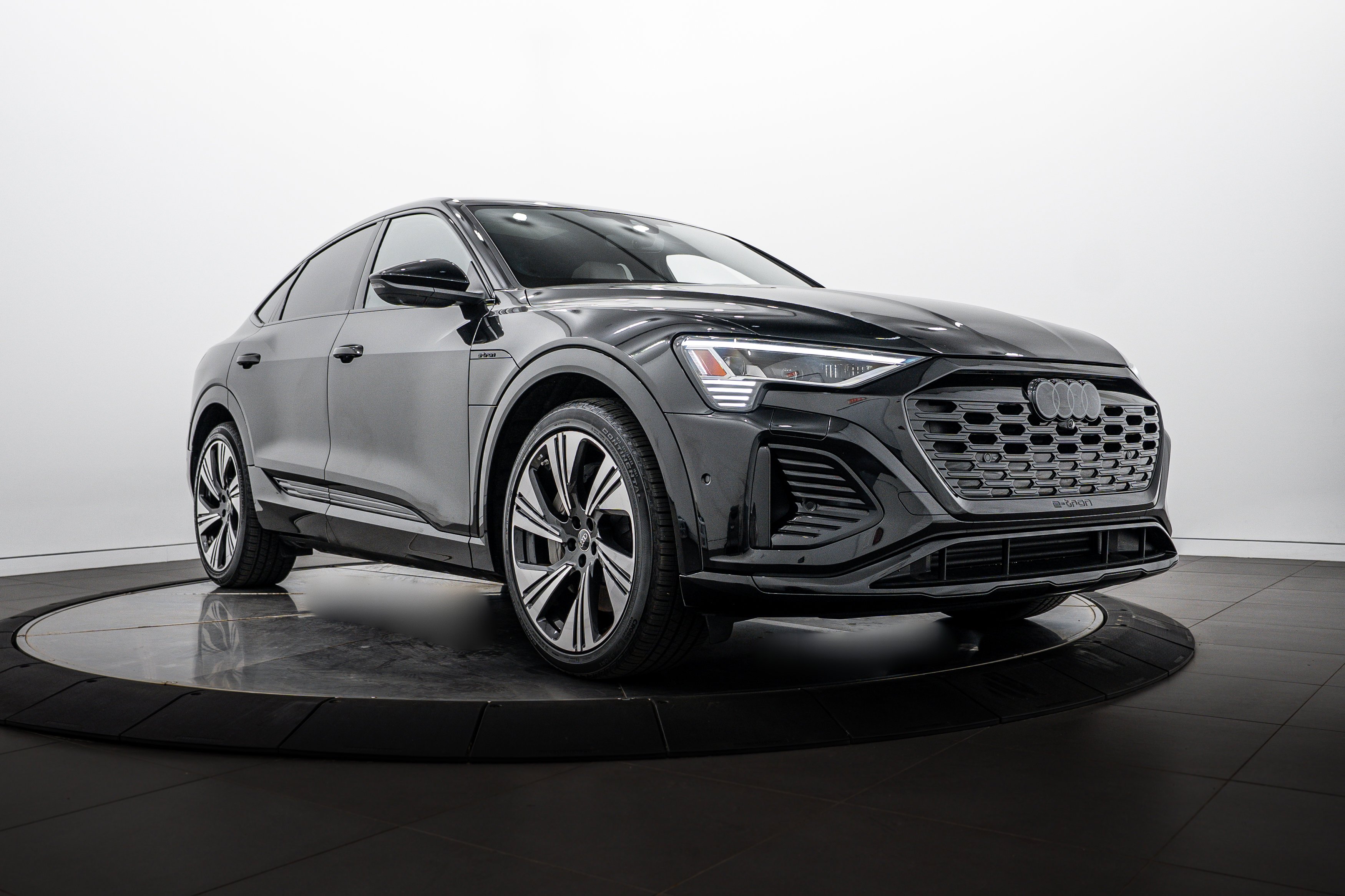 2024 Audi Q8 Sportback e-tron 55 114 kWh Prestige quattro's photo