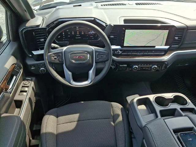 New 2026 Onyx Black GMC Elevation image 9