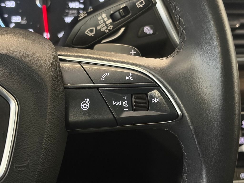 Used 2023 Glacier White Audi 40 Premium image 40