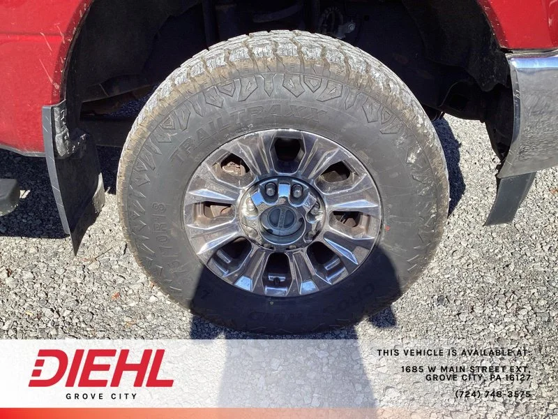 Used 2019 Red Ford XLT image 9