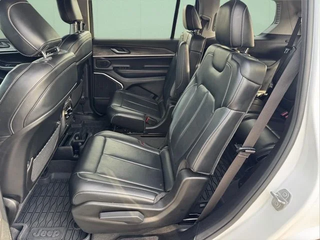 Used 2021 White Jeep Limited image 10