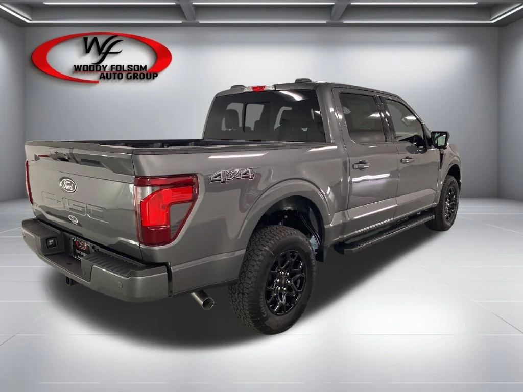 New 2026 Gray Ford XLT image 6